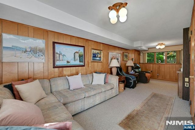 106 Pascack Avenue, Emerson, NJ 07630