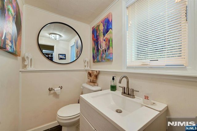 106 Pascack Avenue, Emerson, NJ 07630