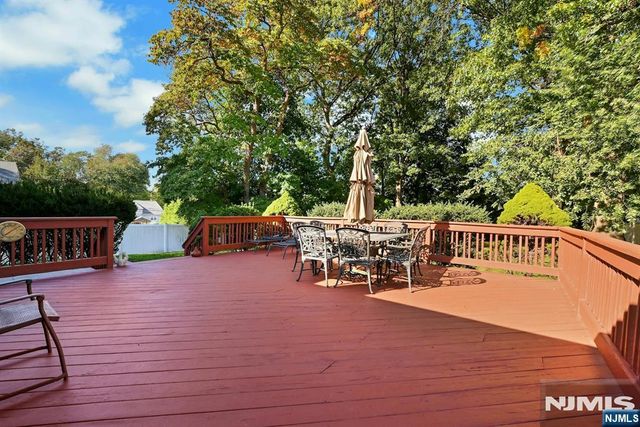 106 Pascack Avenue, Emerson, NJ 07630