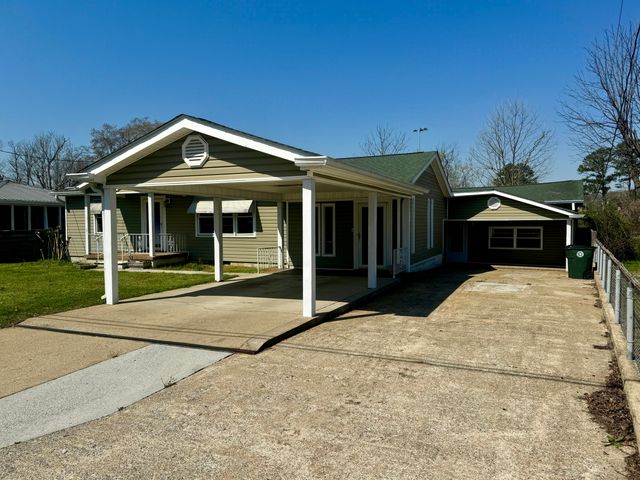 3 Walker Avenue, Fort Oglethorpe, GA 30742