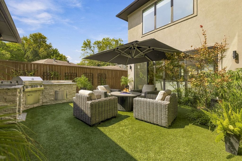 9733 Mixon Drive, Dallas, TX 75220 — photo 4