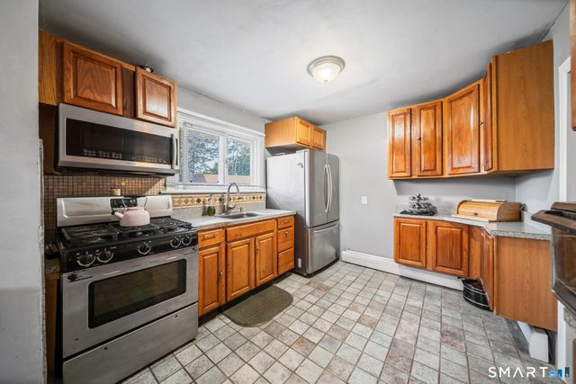 458 First Avenue, West Haven, CT 06516