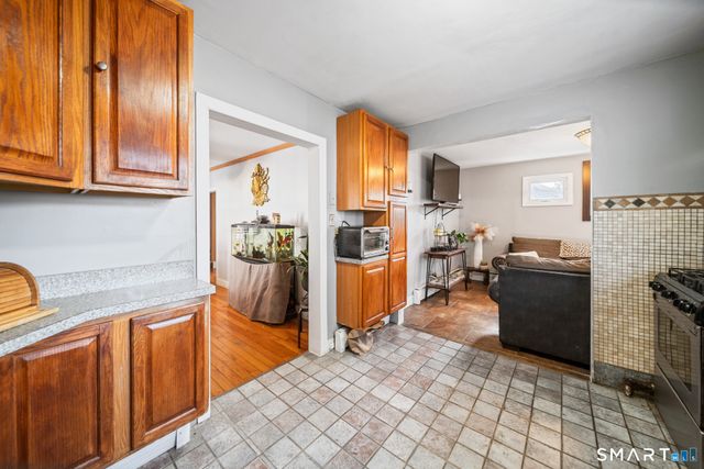 458 First Avenue, West Haven, CT 06516