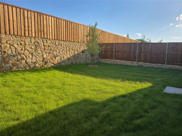 1608 Baron Lane, Howe, TX 75459