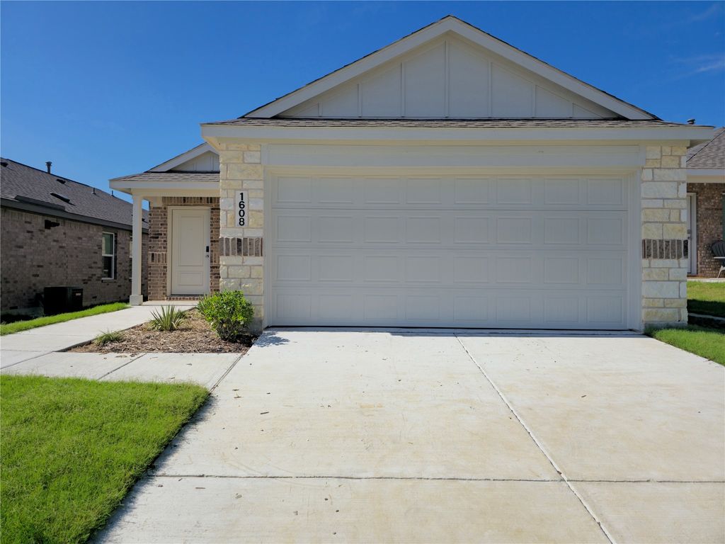 1608 Baron Lane, Howe, TX 75459