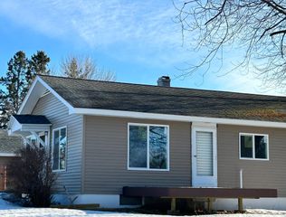 402 Kent Road, Hoyt Lakes, MN 55750