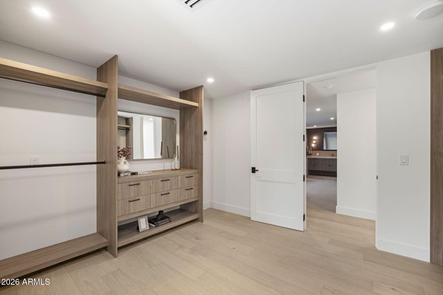 3500 E LINCOLN Drive 26, Phoenix, AZ 85018