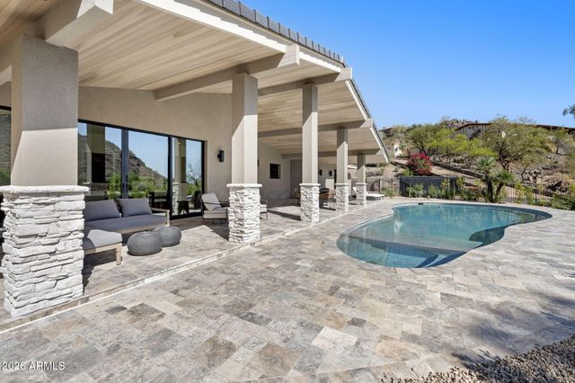 3500 E LINCOLN Drive 26, Phoenix, AZ 85018