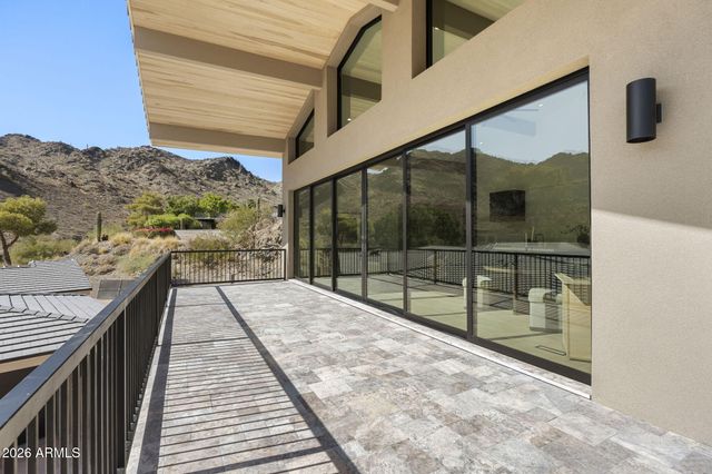 3500 E LINCOLN Drive 26, Phoenix, AZ 85018
