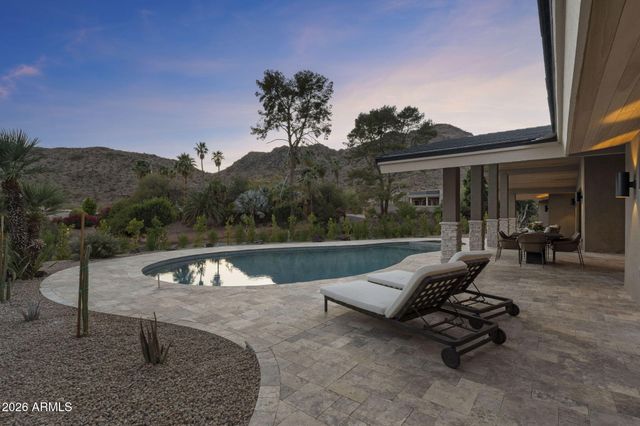 3500 E LINCOLN Drive 26, Phoenix, AZ 85018