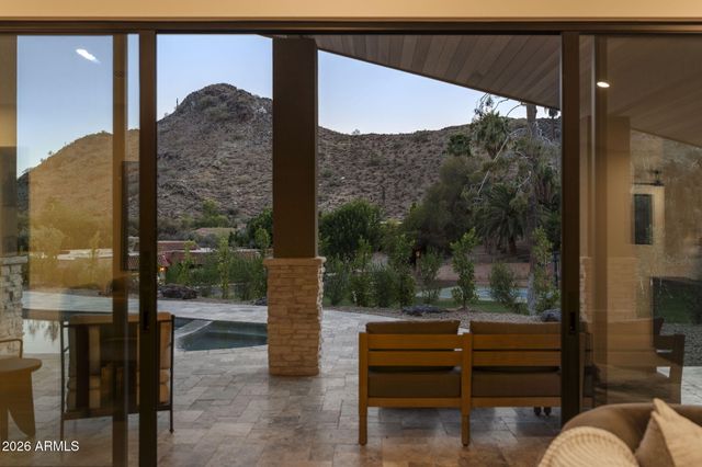 3500 E LINCOLN Drive 26, Phoenix, AZ 85018