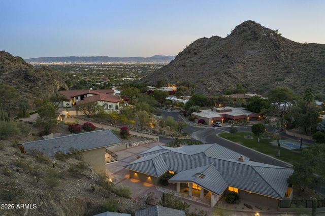 3500 E LINCOLN Drive 26, Phoenix, AZ 85018