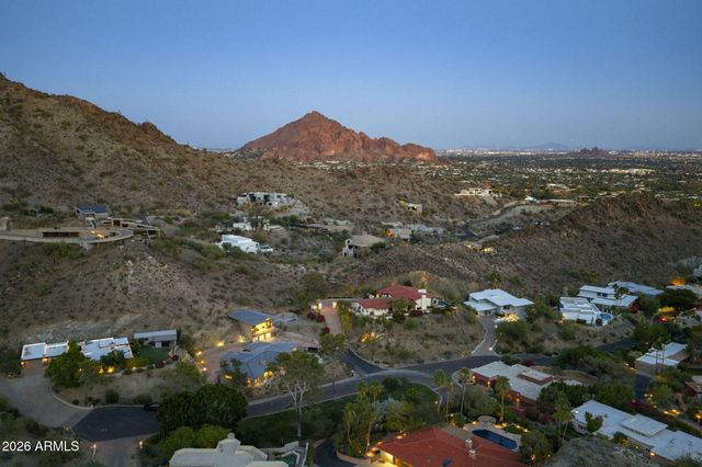 3500 E LINCOLN Drive 26, Phoenix, AZ 85018