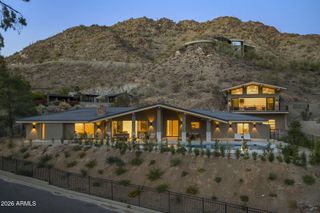 3500 E LINCOLN Drive 26, Phoenix, AZ 85018