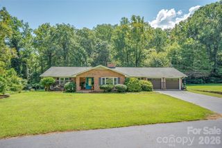 15 Meadowlark Drive, Tryon, NC 28782