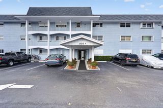 100 SHORE Court 311, North Palm Beach, FL 33408
