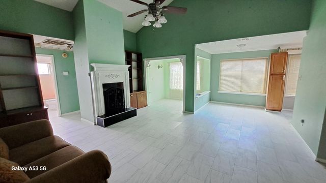 10710 Parkland Woods Dr Drive, Sugar Land, TX 77498