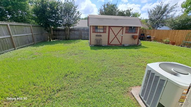 10710 Parkland Woods Dr Drive, Sugar Land, TX 77498