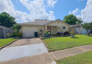 10710 Parkland Woods Dr Drive, Sugar Land, TX 77498