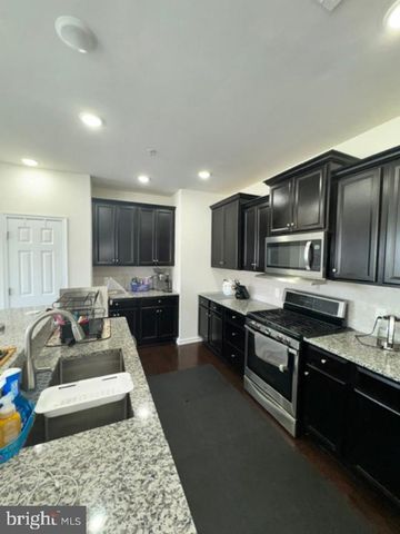 733 SUN VALLEY CT, Glenmoore, PA 19343