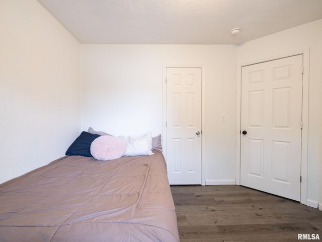 713 PEKIN Avenue, Creve Coeur, IL 61610