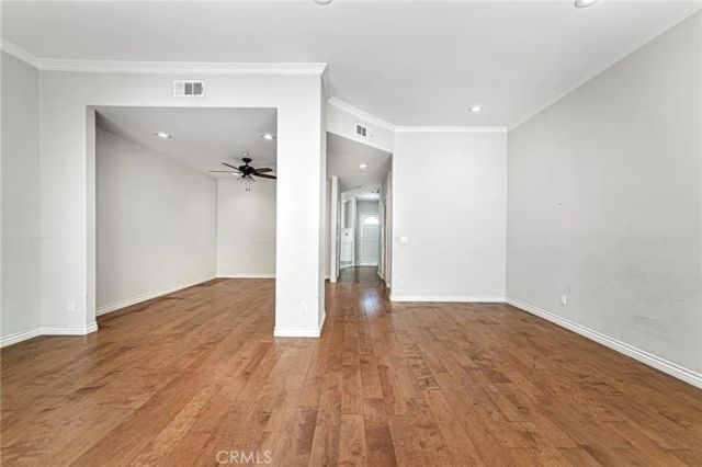 2345 Montrose Avenue 2, Montrose, CA 91020