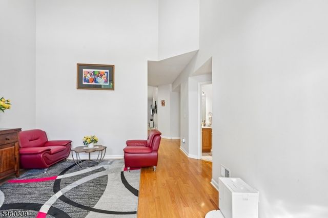 33 Spring Hollow Rd, Wantage Twp., NJ 07461