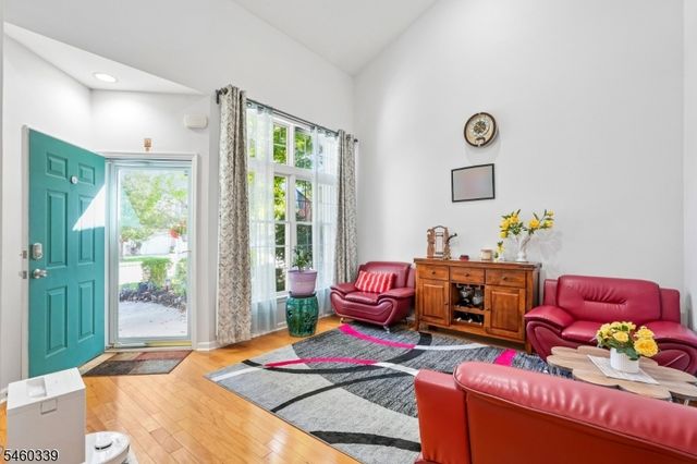 33 Spring Hollow Rd, Wantage Twp., NJ 07461