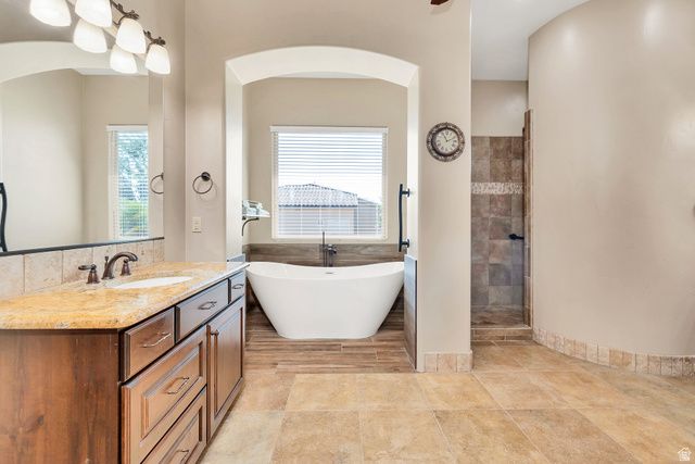 373 W MERIDIAN DR, Ivins, UT 84738