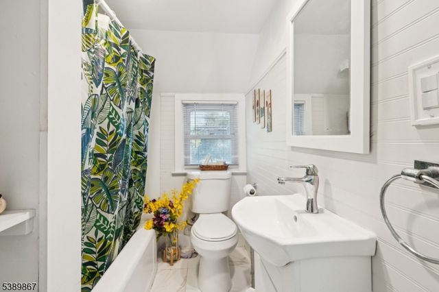 385 Ridge Rd, South Brunswick Twp., NJ 08810