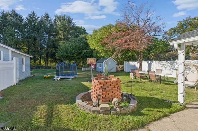 385 Ridge Rd, South Brunswick Twp., NJ 08810