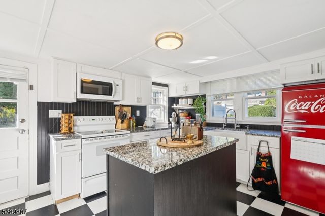 385 Ridge Rd, South Brunswick Twp., NJ 08810