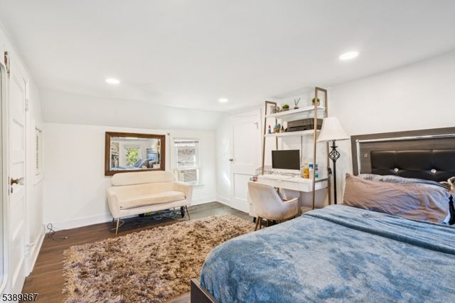 385 Ridge Rd, South Brunswick Twp., NJ 08810