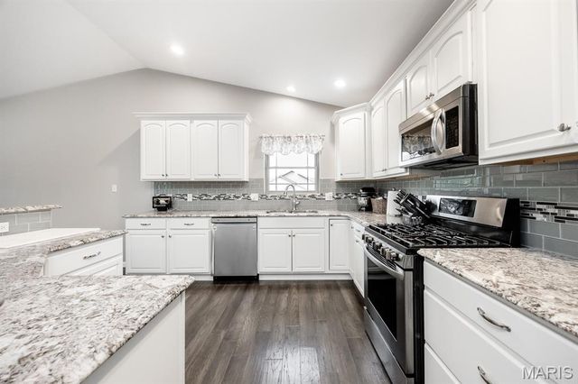 2620 Vulliet Road, Highland, IL 62249