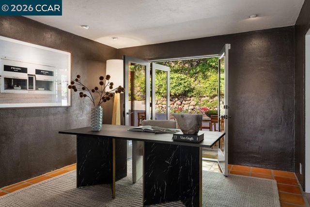 371 Camino Sobrante, Orinda, CA 94563