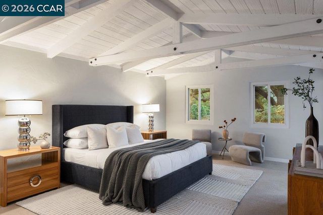371 Camino Sobrante, Orinda, CA 94563