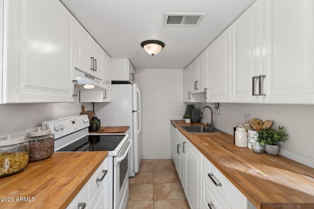 1113 N 84TH Place, Scottsdale, AZ 85257