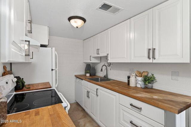 1113 N 84TH Place, Scottsdale, AZ 85257