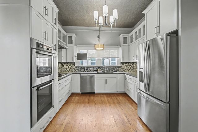 1361 VINTON AVE, Memphis, TN 38104