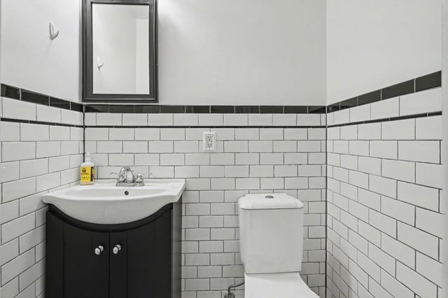 1361 VINTON AVE, Memphis, TN 38104