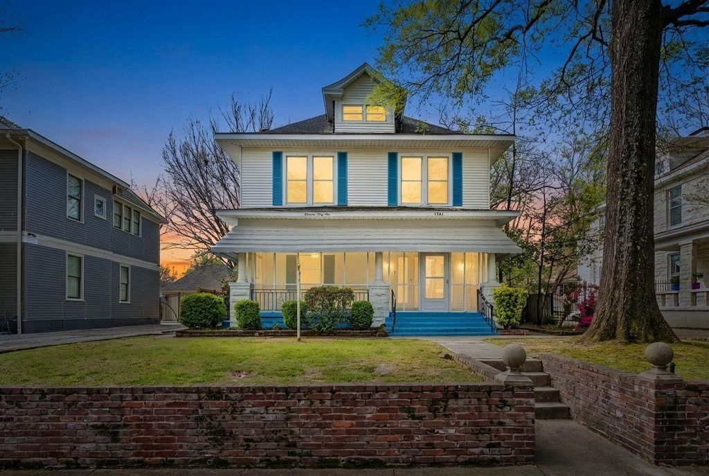 1361 VINTON AVE, Memphis, TN 38104