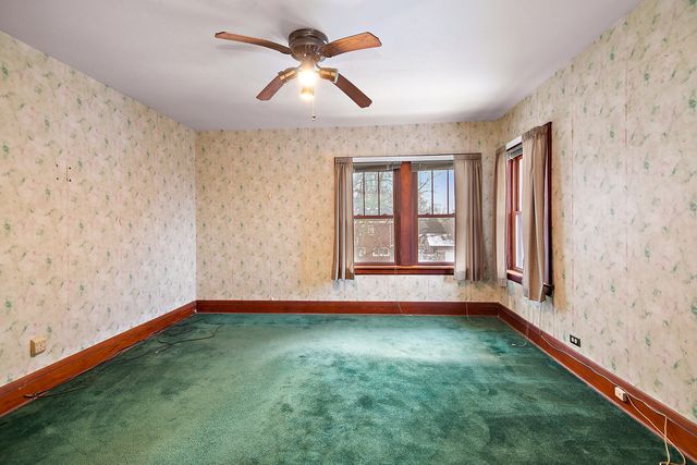 997 S Evergreen Avenue, Kankakee, IL 60901