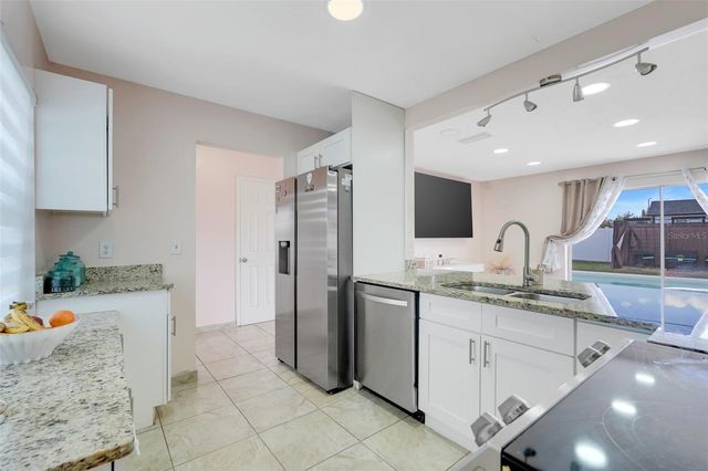 1126 ORWELL AVENUE, Orlando, FL 32809