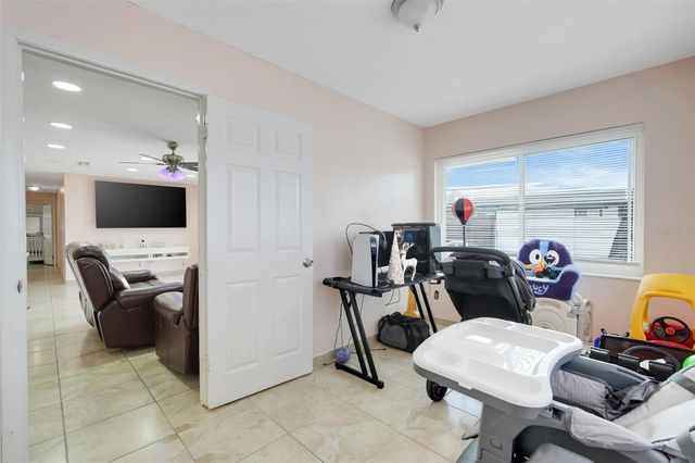 1126 ORWELL AVENUE, Orlando, FL 32809