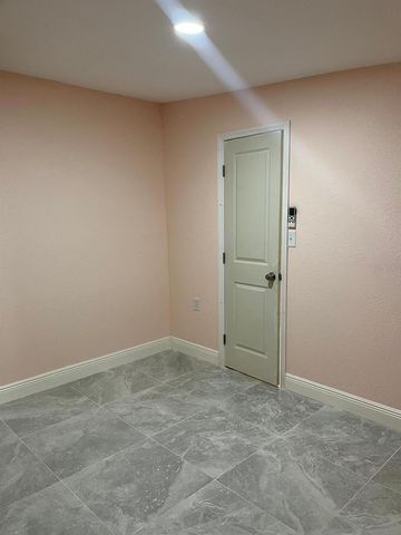 1126 ORWELL AVENUE, Orlando, FL 32809