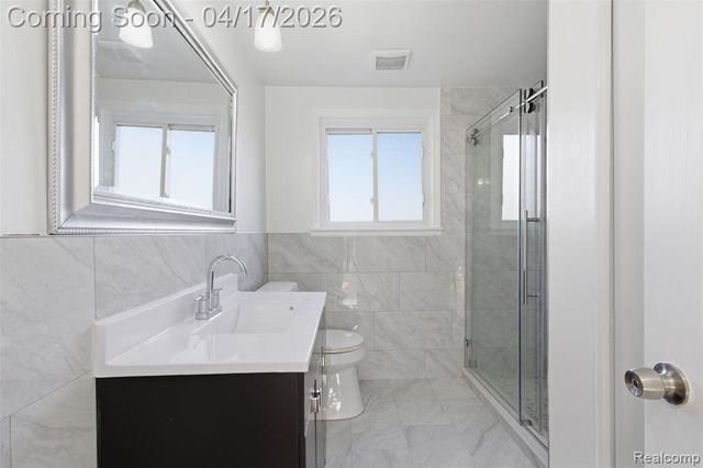 34580 Viceroy Drive, Sterling Heights, MI 48310