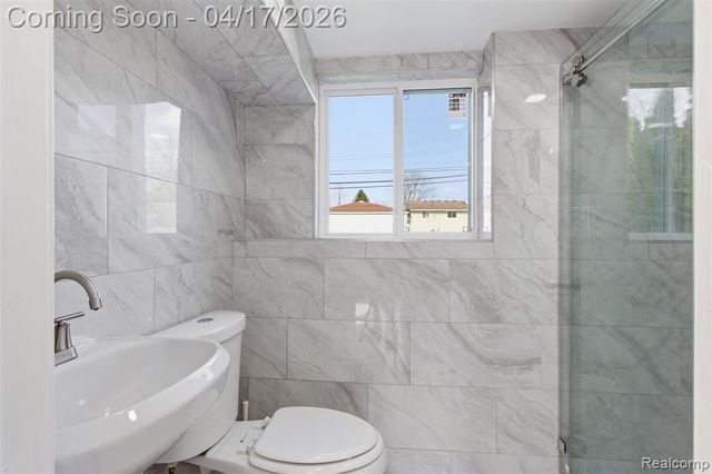 34580 Viceroy Drive, Sterling Heights, MI 48310