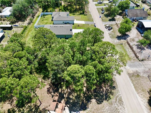 7756 98th Avenue, Vero Beach, FL 32967