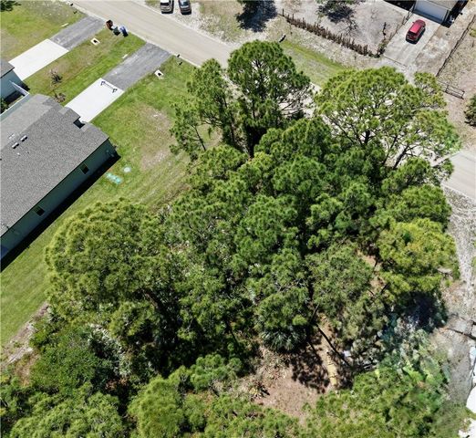 7756 98th Avenue, Vero Beach, FL 32967