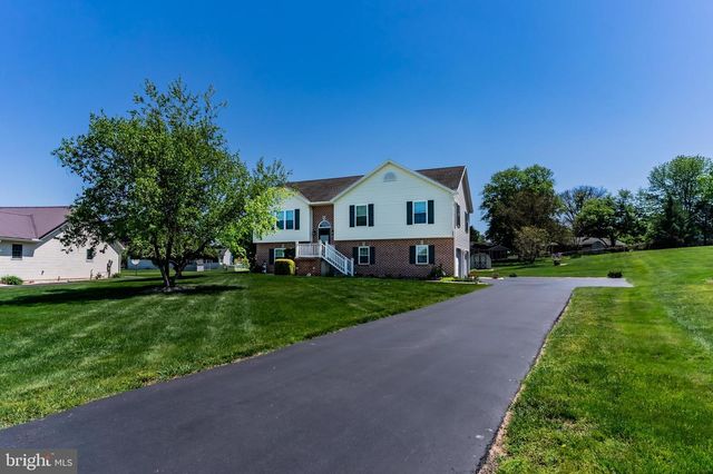 22 COBBLESTONE DRIVE, Carlisle, PA 17015